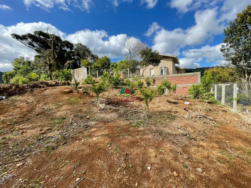 Foto 2 de Terreno / Lote à venda, 360m2 em Várzea Grande, Gramado - RS