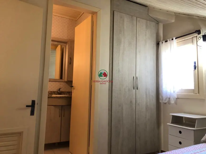 Apartamento com 2 quartos à venda, 48m2 em Gramado - RS - imagem 3 Foto 3 de Apartamento com 2 quartos à venda, 48m2 em Gramado - RS