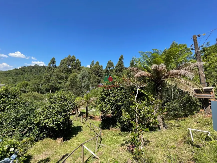 Foto 2 de Terreno / Lote à venda, 383m2 em Gramado - RS