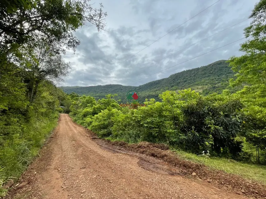 Foto 3 de Terreno / Lote à venda em Gramado - RS