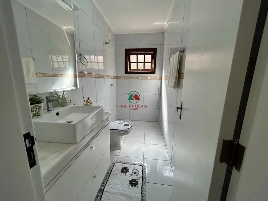 Foto 13 de Casa com 3 quartos à venda, 135m2 em Centro, Canela - RS
