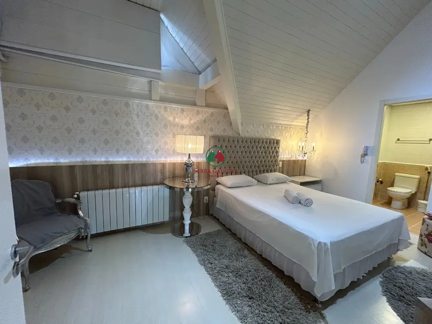 Apartamento com 3 quartos à venda, 103m2 em Centro, Gramado - RS - imagem 9 Foto 9 de Apartamento com 3 quartos à venda, 103m2 em Centro, Gramado - RS