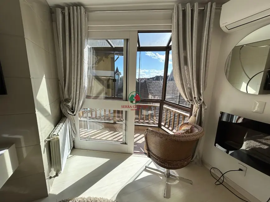 Apartamento com 3 quartos à venda, 103m2 em Centro, Gramado - RS - imagem 3 Foto 3 de Apartamento com 3 quartos à venda, 103m2 em Centro, Gramado - RS
