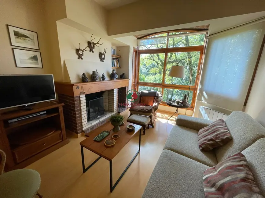 Apartamento com 2 quartos à venda, 67m2 em Gramado - RS - imagem 3 Foto 3 de Apartamento com 2 quartos à venda, 67m2 em Gramado - RS