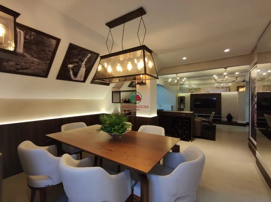 Apartamento com 3 quartos à venda, 141m2 em Centro, Gramado - RS - imagem 9 Foto 9 de Apartamento com 3 quartos à venda, 141m2 em Centro, Gramado - RS