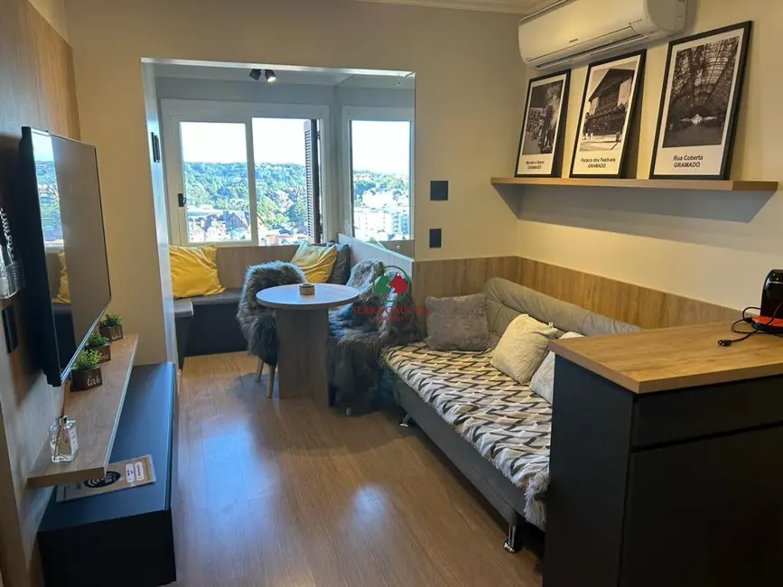 Apartamento com 1 quarto à venda, 38m2 em Centro, Gramado - RS - imagem 3 Foto 3 de Apartamento com 1 quarto à venda, 38m2 em Centro, Gramado - RS