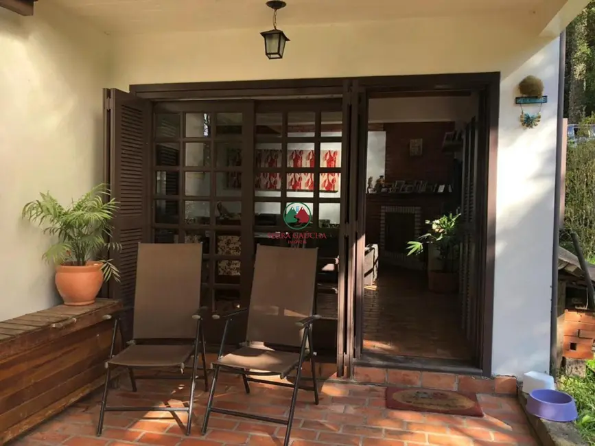 Foto 2 de Casa com 3 quartos à venda, 132m2 em Canela - RS