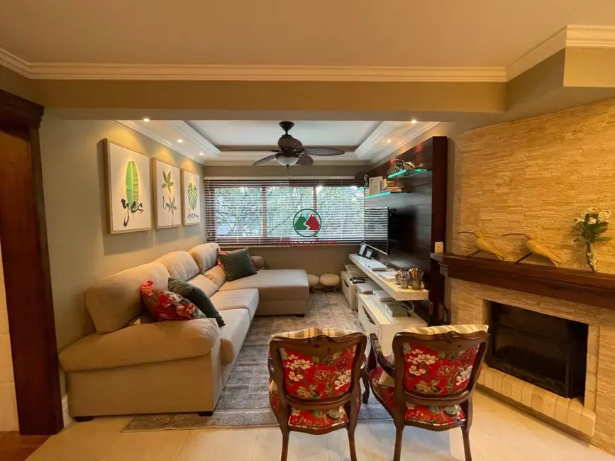 Apartamento com 3 quartos à venda, 99m2 em Centro, Gramado - RS - imagem 9 Foto 9 de Apartamento com 3 quartos à venda, 99m2 em Centro, Gramado - RS