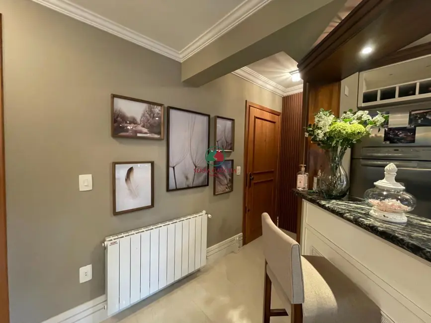 Apartamento com 3 quartos à venda, 99m2 em Centro, Gramado - RS - imagem 4 Foto 4 de Apartamento com 3 quartos à venda, 99m2 em Centro, Gramado - RS