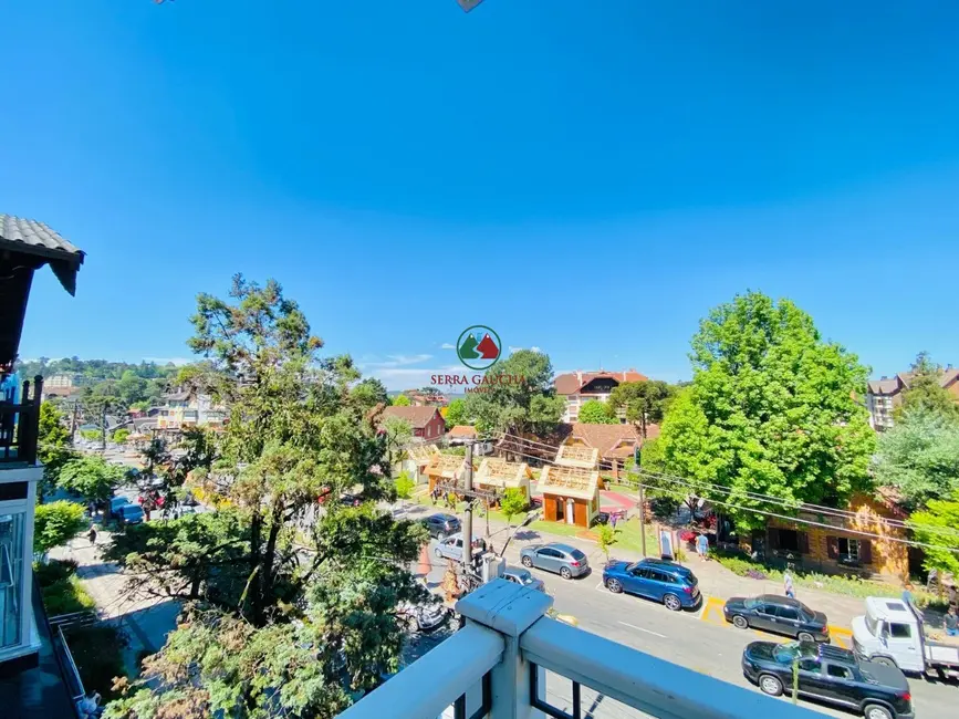 Apartamento com 3 quartos à venda, 172m2 em Centro, Gramado - RS - imagem 4 Foto 4 de Apartamento com 3 quartos à venda, 172m2 em Centro, Gramado - RS