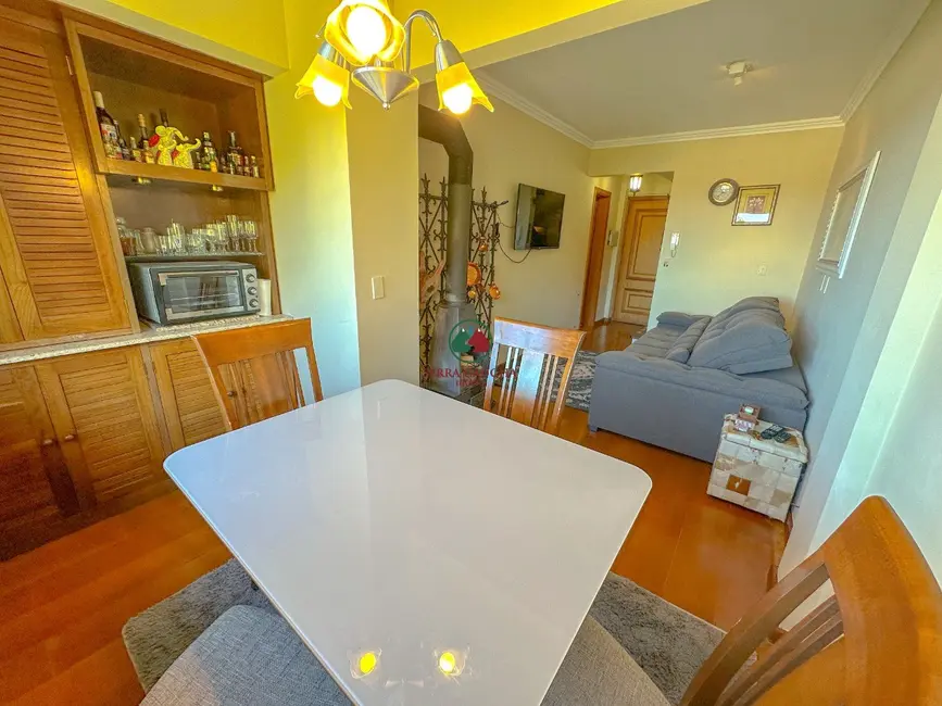 Apartamento com 2 quartos à venda, 57m2 em Centro, Gramado - RS - imagem 9 Foto 9 de Apartamento com 2 quartos à venda, 57m2 em Centro, Gramado - RS