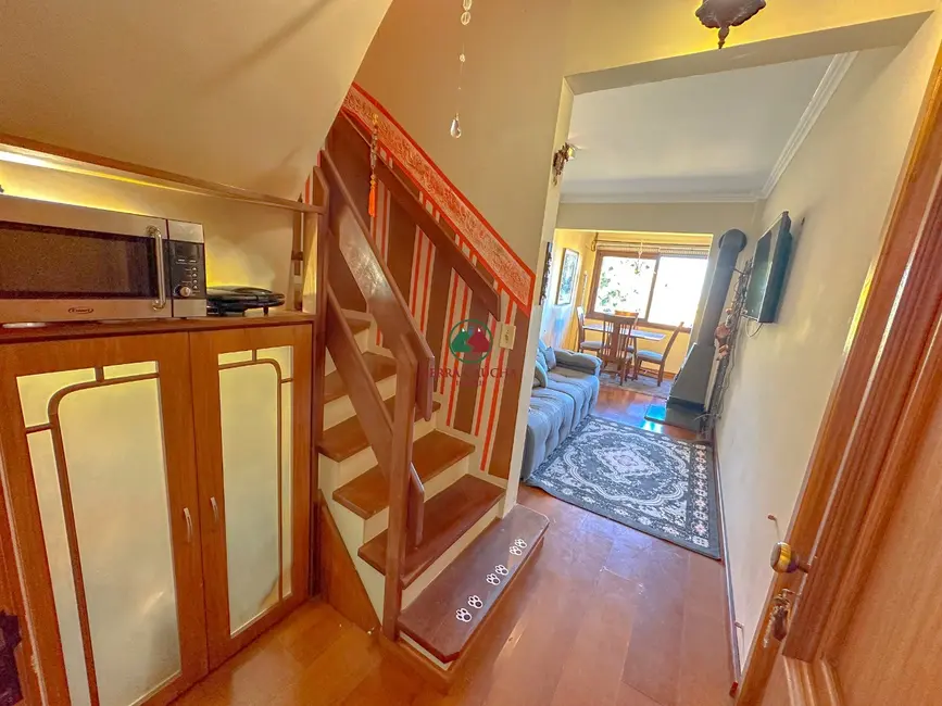 Apartamento com 2 quartos à venda, 57m2 em Centro, Gramado - RS - imagem 3 Foto 3 de Apartamento com 2 quartos à venda, 57m2 em Centro, Gramado - RS