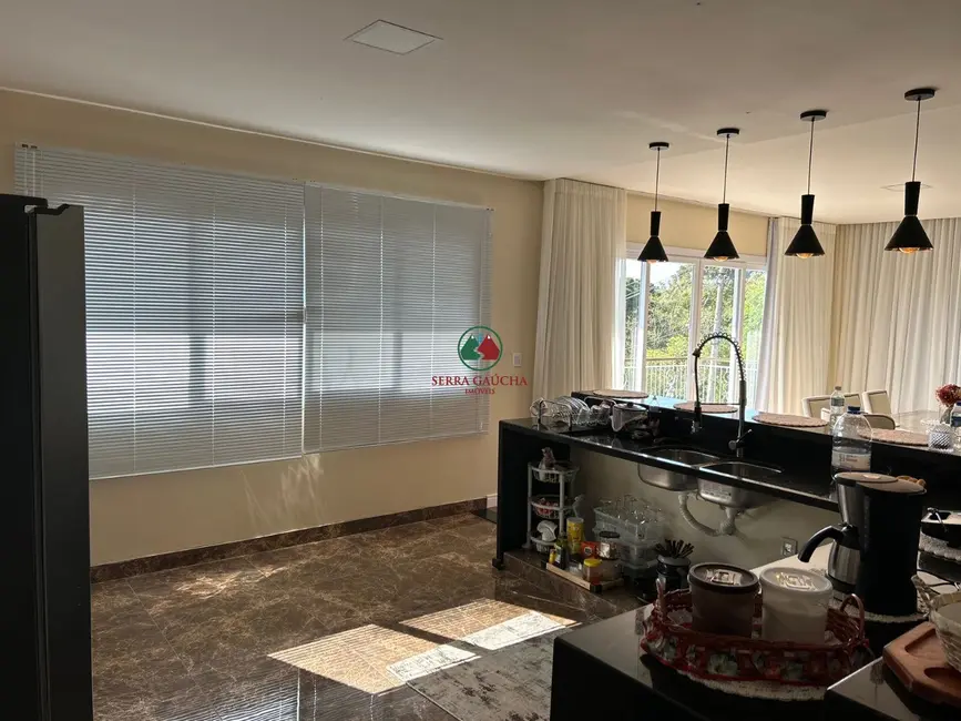 Foto 5 de Casa com 5 quartos à venda, 373m2 em Gramado - RS