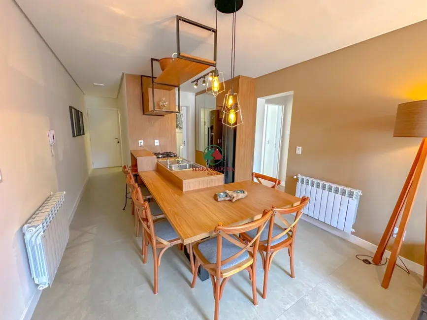 Foto 2 de Apartamento com 2 quartos à venda, 70m2 em Gramado - RS