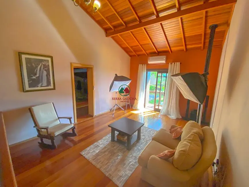 Foto 5 de Casa com 4 quartos à venda, 280m2 em Gramado - RS