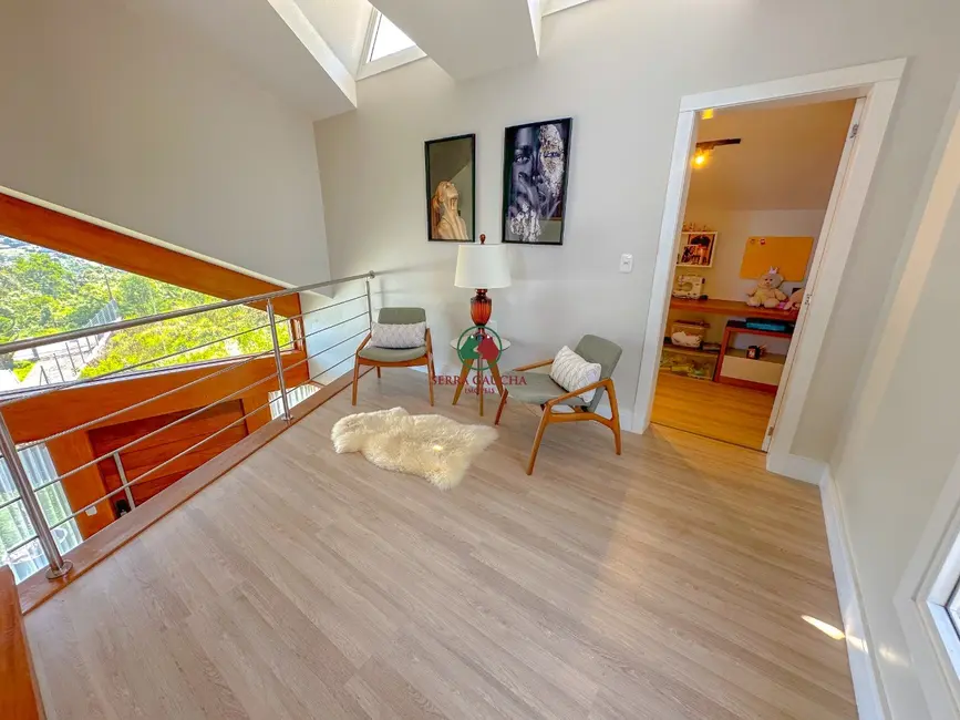 Casa com 4 quartos à venda, 348m2 em Nova Petropolis - RS - imagem 8 Foto 8 de Casa com 4 quartos à venda, 348m2 em Nova Petropolis - RS