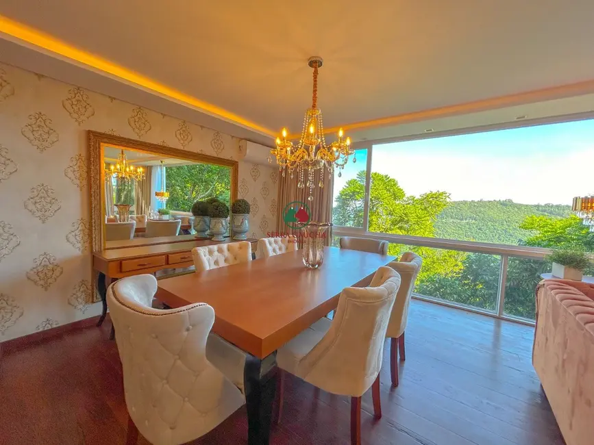 Apartamento com 2 quartos à venda, 118m2 em Gramado - RS - imagem 3 Foto 3 de Apartamento com 2 quartos à venda, 118m2 em Gramado - RS