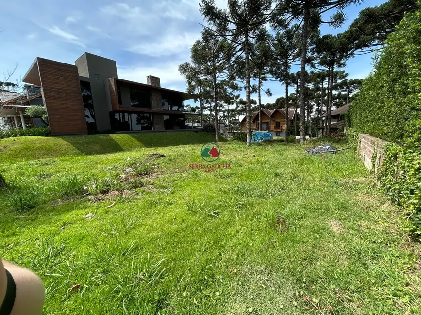 Foto 2 de Terreno / Lote à venda, 800m2 em Gramado - RS