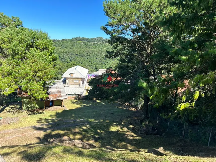 Foto 1 de Terreno / Lote à venda, 880m2 em Gramado - RS