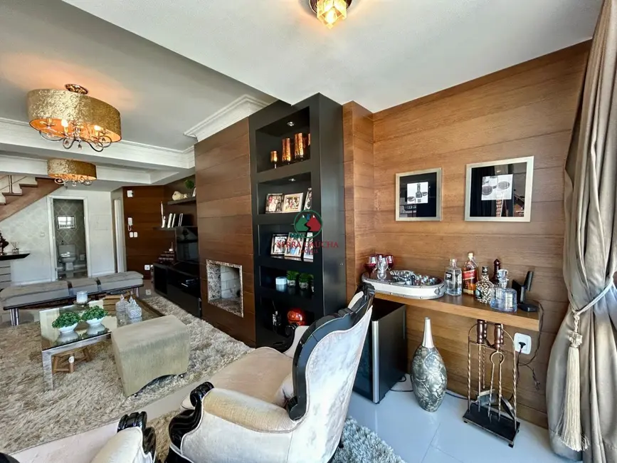 Foto 4 de Apartamento com 3 quartos à venda, 147m2 em Centro, Gramado - RS