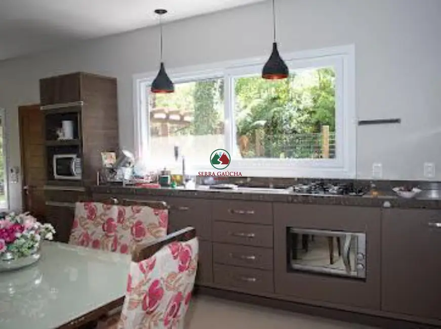 Foto 4 de Casa com 2 quartos à venda, 110m2 em Gramado - RS