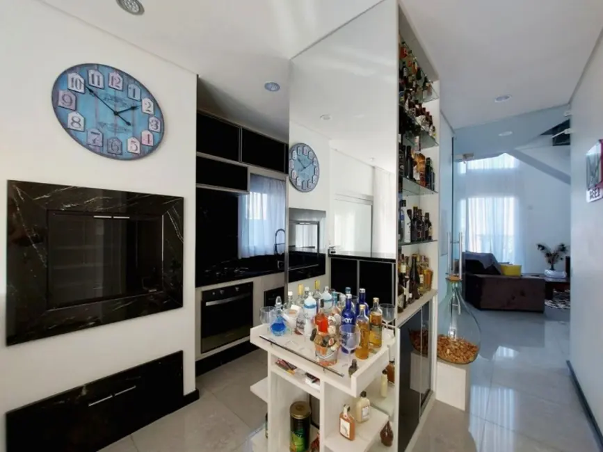 Casa com 3 quartos à venda, 275m2 em Campo Bom - RS - imagem 4 Foto 4 de Casa com 3 quartos à venda, 275m2 em Campo Bom - RS