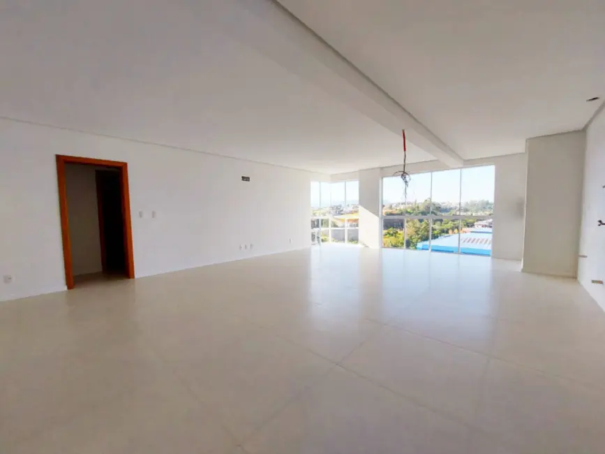 Apartamento com 2 quartos à venda, 102m2 em Centro, Campo Bom - RS - imagem 3 Foto 3 de Apartamento com 2 quartos à venda, 102m2 em Centro, Campo Bom - RS