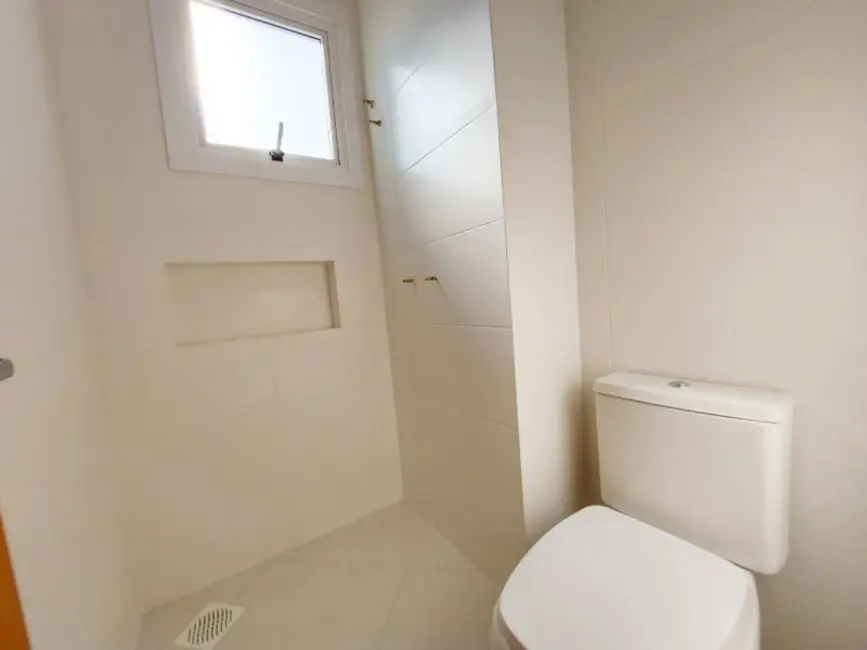Apartamento com 2 quartos à venda, 102m2 em Centro, Campo Bom - RS - imagem 8 Foto 8 de Apartamento com 2 quartos à venda, 102m2 em Centro, Campo Bom - RS