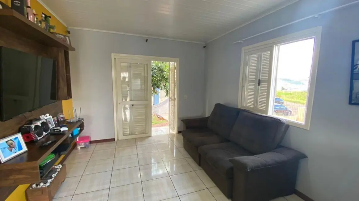 Casa com 2 quartos à venda em Sol Nascente, Estancia Velha - RS - imagem 3 Foto 3 de Casa com 2 quartos à venda em Sol Nascente, Estancia Velha - RS