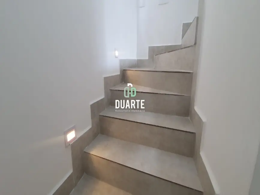 Foto 8 de Casa com 3 quartos à venda, 150m2 em Gonzaga, Santos - SP