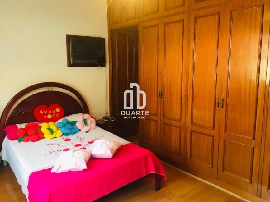 Casa com 3 quartos à venda, 163m2 em Marapé, Santos - SP - imagem 9 Foto 9 de Casa com 3 quartos à venda, 163m2 em Marapé, Santos - SP