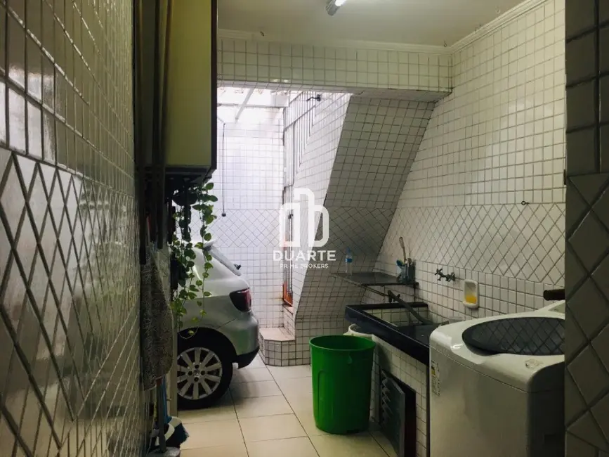 Casa com 3 quartos à venda, 163m2 em Marapé, Santos - SP - imagem 8 Foto 8 de Casa com 3 quartos à venda, 163m2 em Marapé, Santos - SP