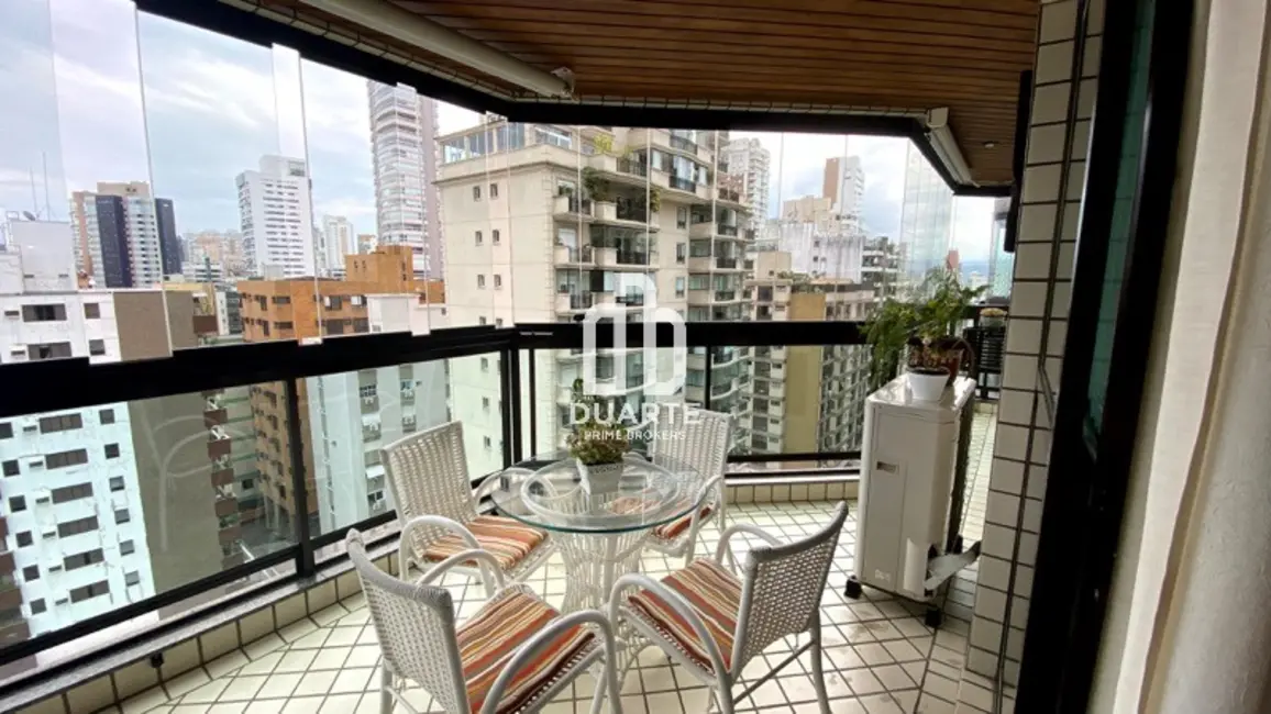 Foto 3 de Apartamento com 3 quartos à venda, 250m2 em Boqueirão, Santos - SP