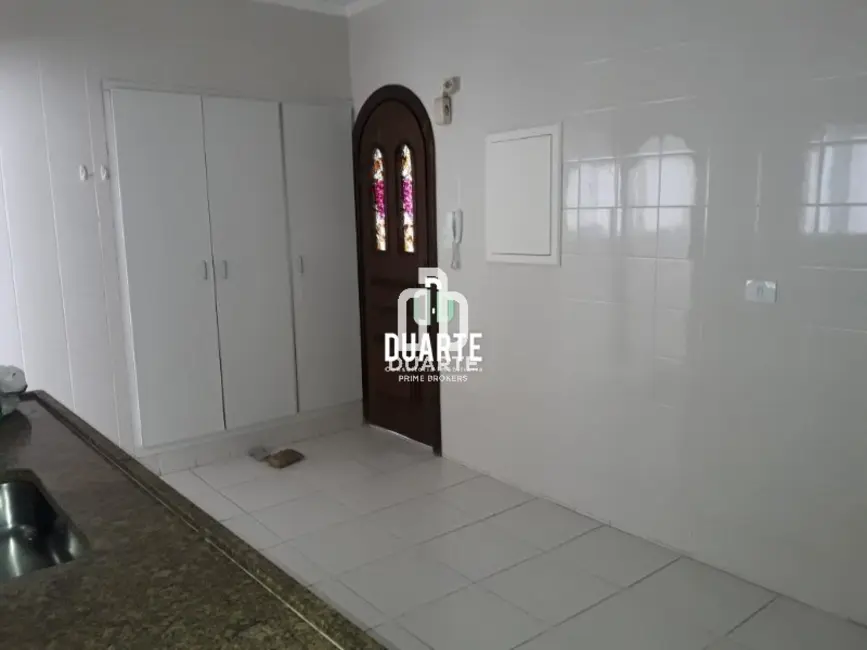 Apartamento com 3 quartos para alugar, 265m2 em Aparecida, Santos - SP - imagem 9 Foto 9 de Apartamento com 3 quartos para alugar, 265m2 em Aparecida, Santos - SP
