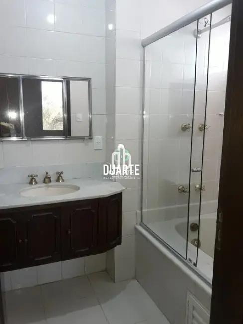 Apartamento com 3 quartos para alugar, 265m2 em Aparecida, Santos - SP - imagem 8 Foto 8 de Apartamento com 3 quartos para alugar, 265m2 em Aparecida, Santos - SP