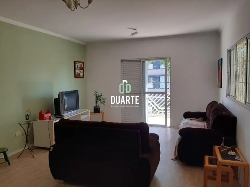 Foto 3 de Casa com 3 quartos à venda, 189m2 em Vila Ipojuca, São Paulo - SP