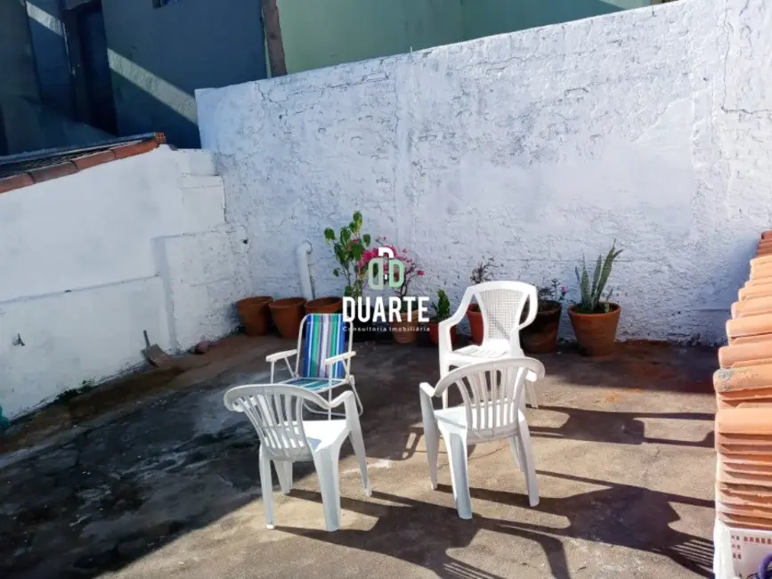 Foto 8 de Casa com 3 quartos à venda, 189m2 em Vila Ipojuca, São Paulo - SP