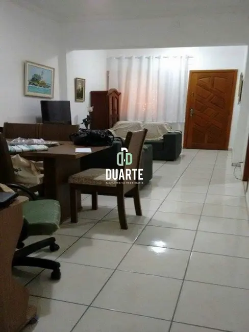 Casa com 2 quartos à venda, 120m2 em Marapé, Santos - SP - imagem 8 Foto 8 de Casa com 2 quartos à venda, 120m2 em Marapé, Santos - SP
