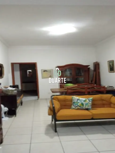 Casa com 2 quartos à venda, 120m2 em Marapé, Santos - SP - imagem 6 Foto 6 de Casa com 2 quartos à venda, 120m2 em Marapé, Santos - SP