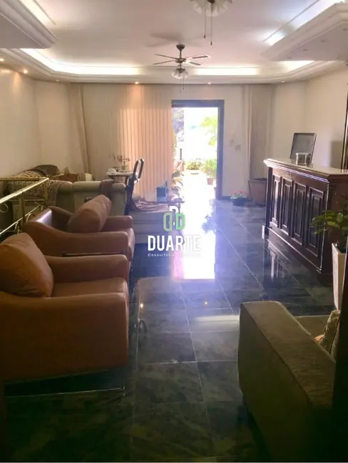 Foto 2 de Apartamento com 3 quartos à venda, 280m2 em Sao Vicente - SP