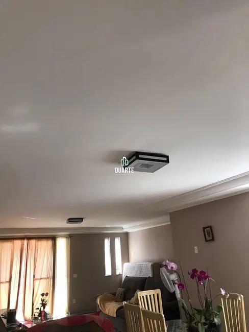 Casa com 4 quartos à venda, 236m2 em Pompéia, Santos - SP - imagem 5 Foto 5 de Casa com 4 quartos à venda, 236m2 em Pompéia, Santos - SP