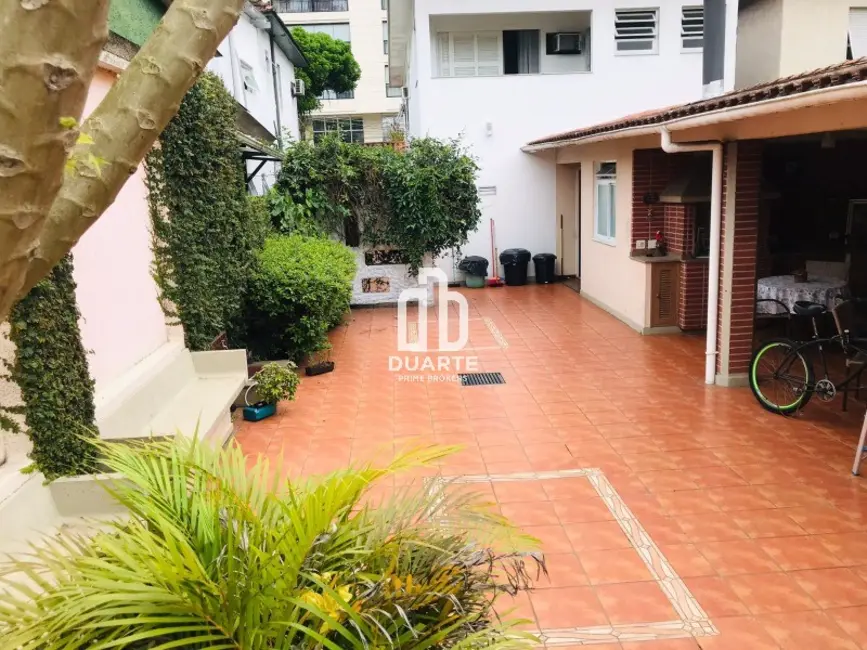 Foto 8 de Casa com 4 quartos à venda, 300m2 em Embaré, Santos - SP