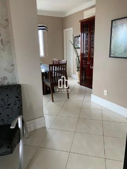 Apartamento com 3 quartos à venda, 180m2 em Pompéia, Santos - SP - imagem 6 Foto 6 de Apartamento com 3 quartos à venda, 180m2 em Pompéia, Santos - SP