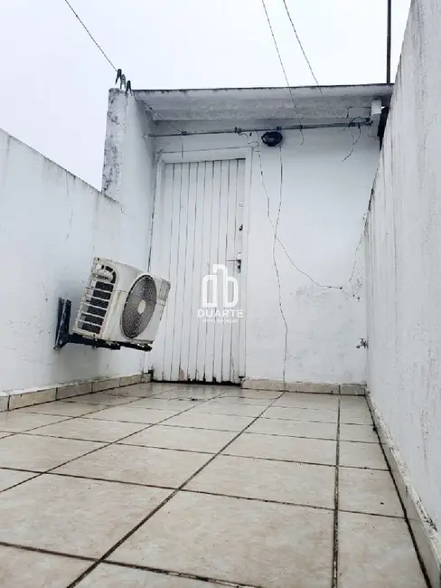 Foto 9 de Casa com 3 quartos à venda, 240m2 em Parque Bitaru, Sao Vicente - SP