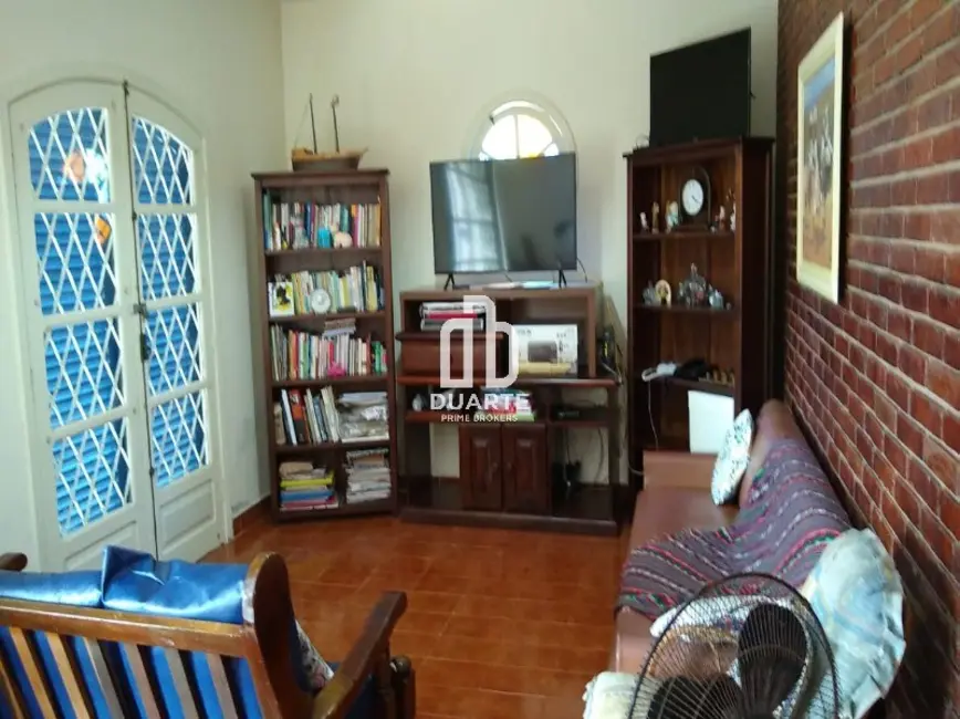 Foto 8 de Casa com 3 quartos à venda, 171m2 em Itanhaem - SP