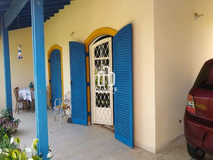 Foto 3 de Casa com 3 quartos à venda, 171m2 em Itanhaem - SP