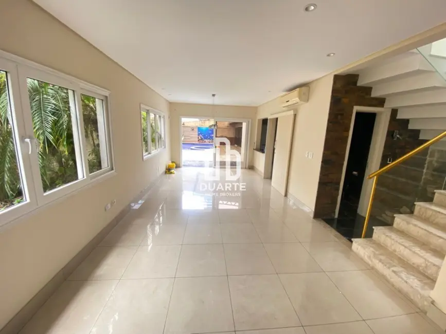 Casa com 3 quartos à venda, 230m2 em Campo Grande, Santos - SP - imagem 6 Foto 6 de Casa com 3 quartos à venda, 230m2 em Campo Grande, Santos - SP