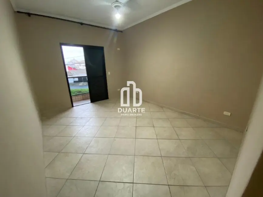 Foto 4 de Casa com 3 quartos à venda, 182m2 em Vila Valença, Sao Vicente - SP