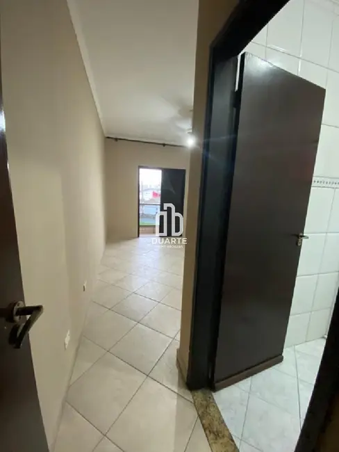 Foto 8 de Casa com 3 quartos à venda, 182m2 em Vila Valença, Sao Vicente - SP