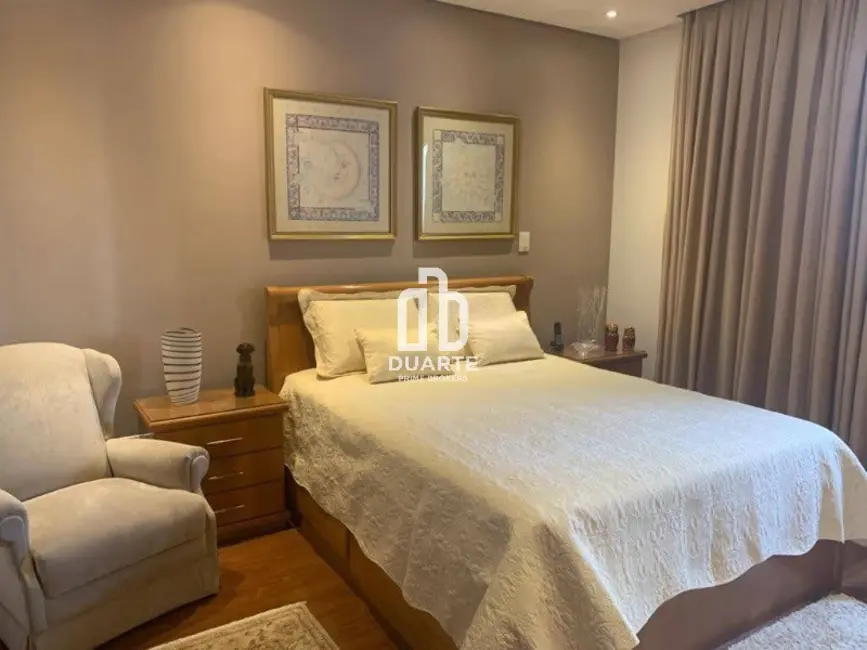 Foto 6 de Apartamento com 4 quartos à venda, 257m2 em Gonzaga, Santos - SP